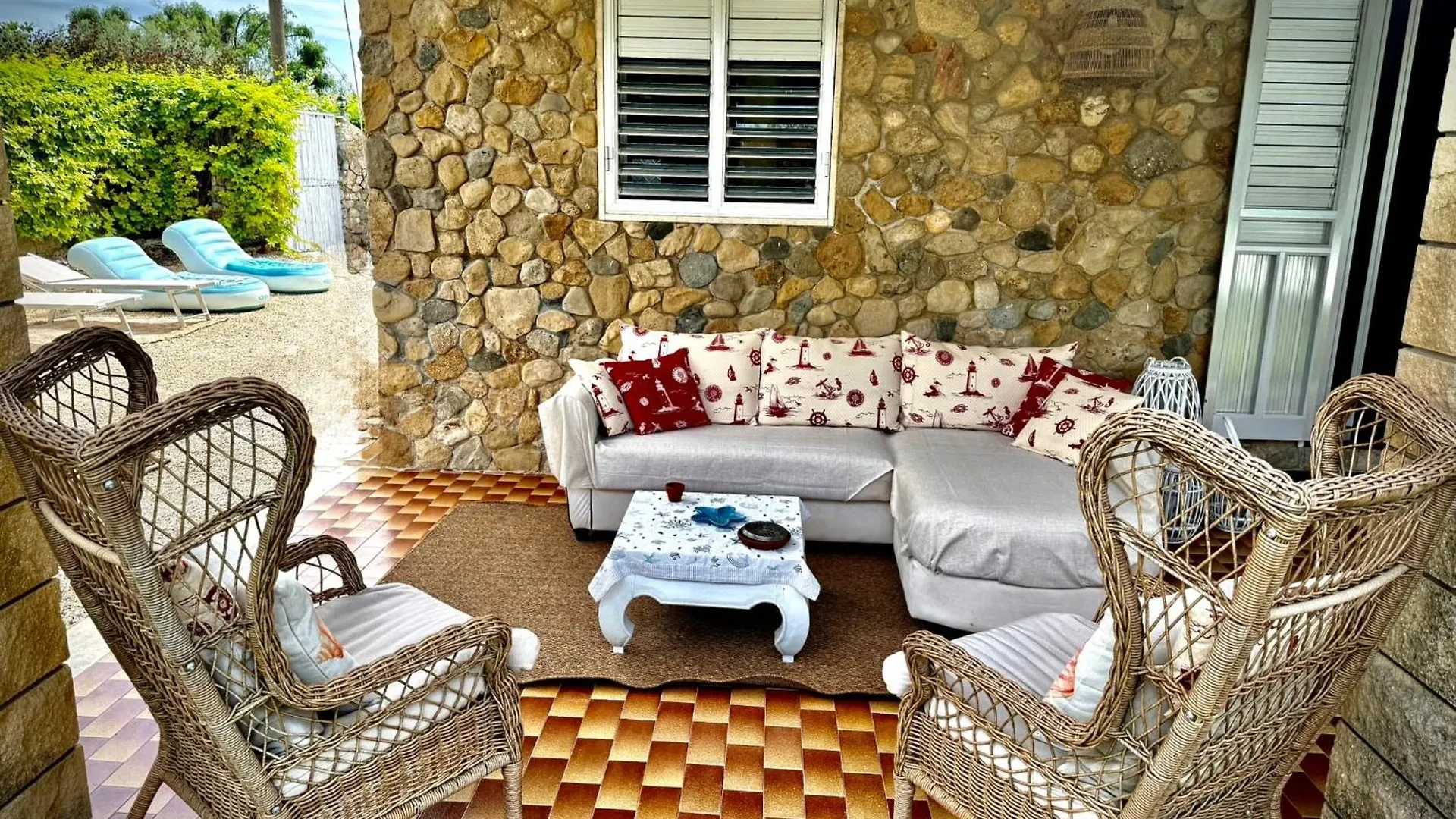Wonderful Villa Annastella In Syracuse, Pool, Ac, Wi-Fi, Smart Tv